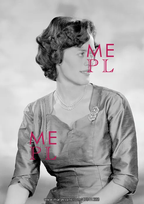 : Miss Isobel Touche : Miss Isobel Touche