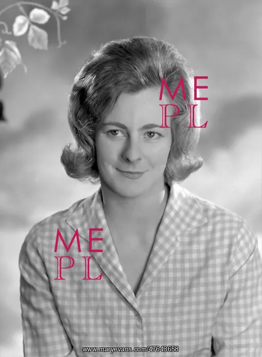  : Miss Janet Hardwick