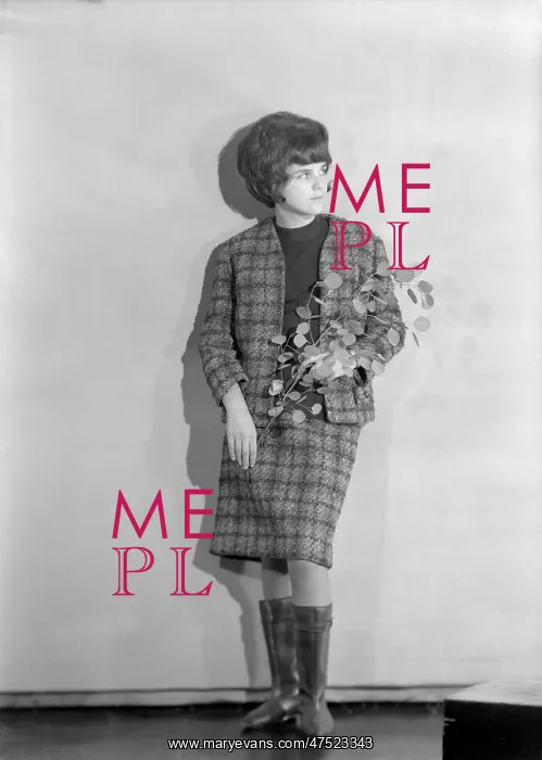  : Miss Maxine Bernstein