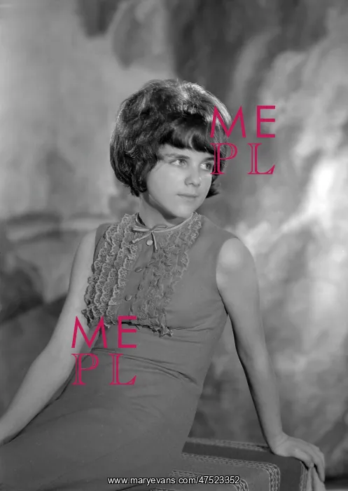  : Miss Maxine Bernstein