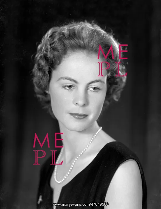  : Miss Ms Birnie
