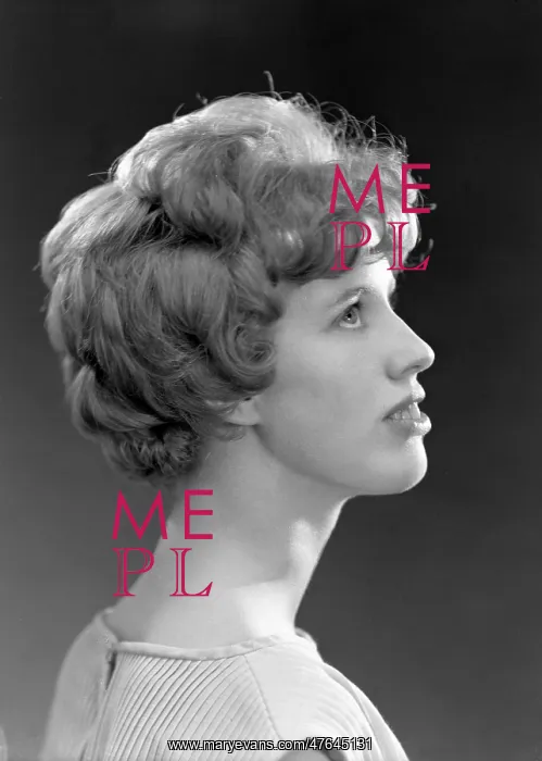  : Miss P Sligh