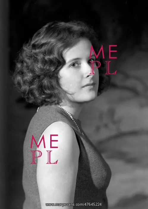  : Miss Pamela Watt