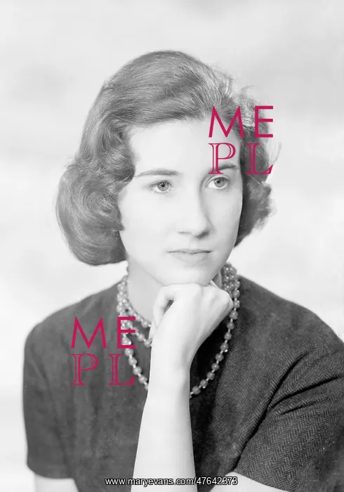  : Miss Patricia Maclean