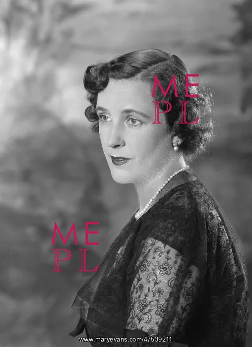  : Miss Pelham-Burn
