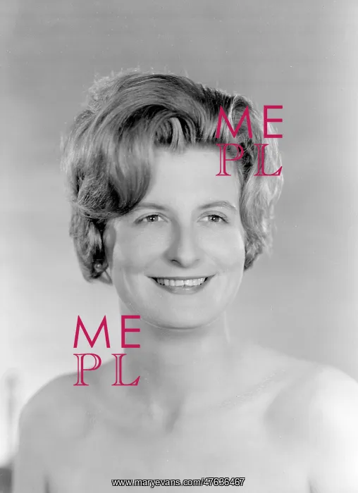  : Miss Perdita Plowden