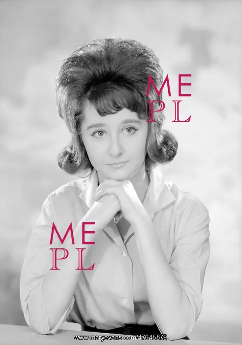  : Miss Philippa Hopwood