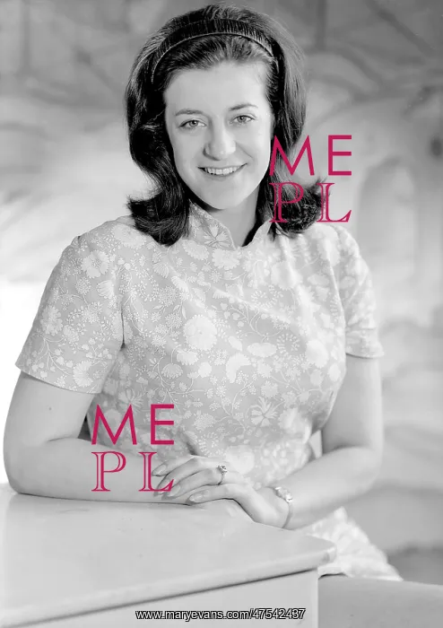  : Miss R. Cartwright-Taylor