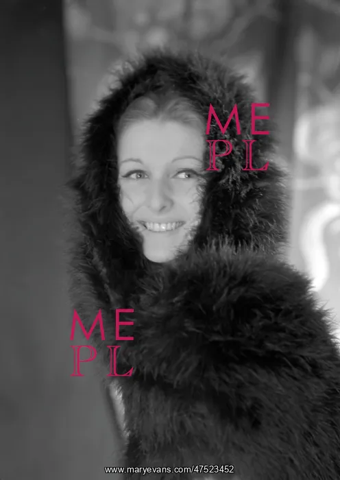  : Miss R. Cunningham-Reid