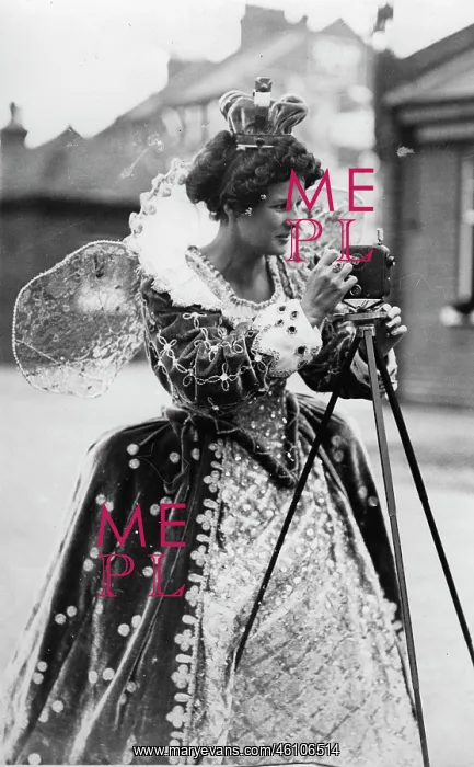 : Miss Sandland as Queen Elizabeth during : Miss Sandland as Queen Elizabeth during