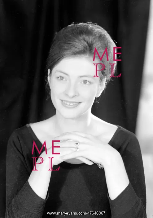  : Miss Susan E Capstick