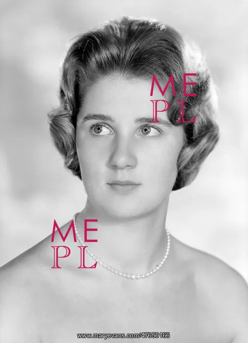  : Miss Susan Whitaker