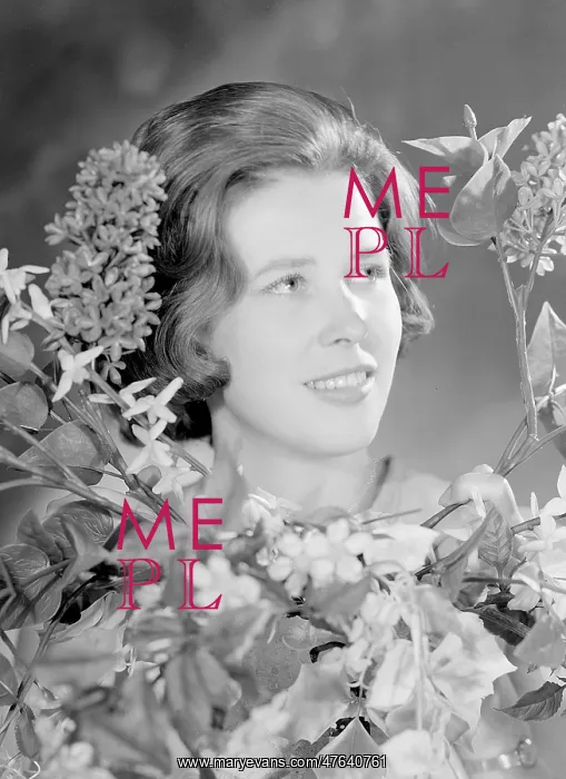  : Miss Suzanne Seldon