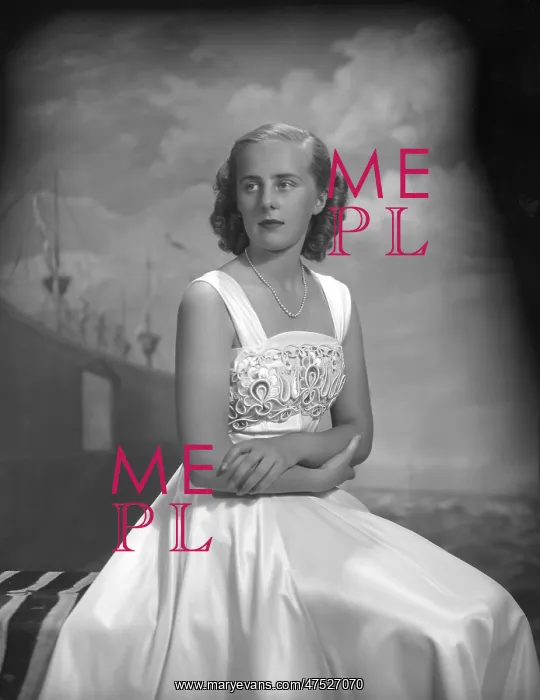  : Miss Tessa Porter