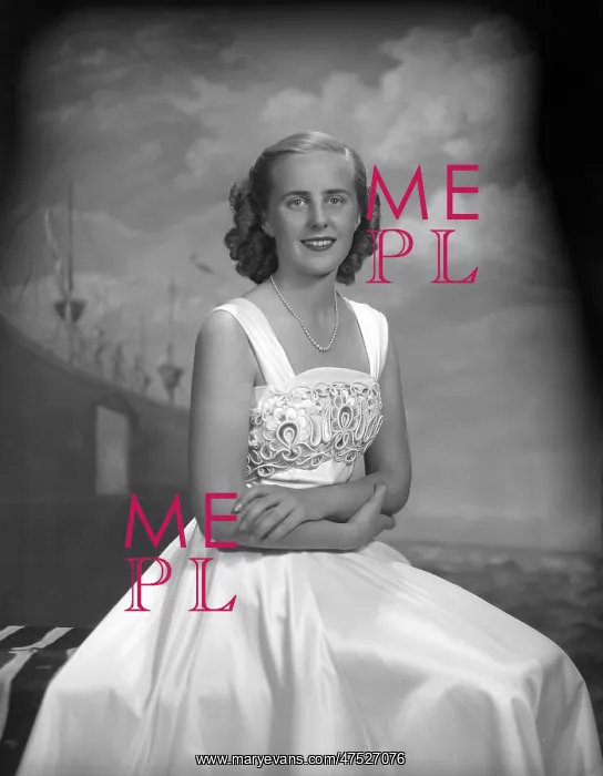  : Miss Tessa Porter