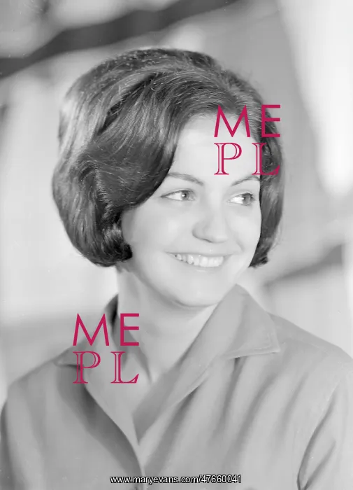  : Miss Veronica Tugendhat
