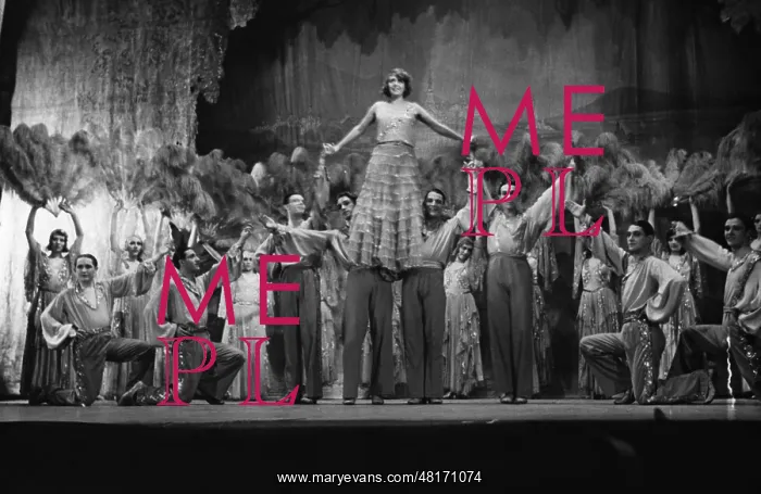 : Mistinguett : Mistinguett