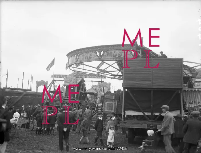: MITCHAM FAIR 1930S : MITCHAM FAIR 1930S