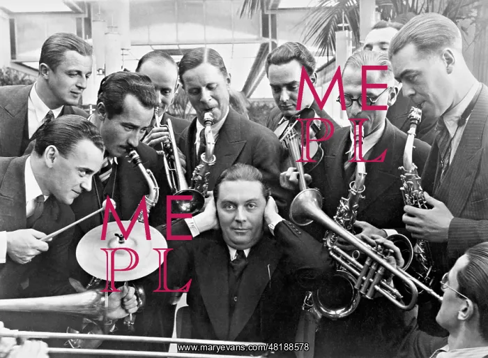 : Mitja Nikisch with his Jazz band, 1930 : Mitja Nikisch with his Jazz band, 1930