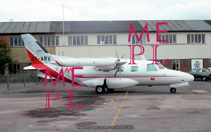 : Mitsubishi MU-2B OY-ARV : Mitsubishi MU-2B OY-ARV