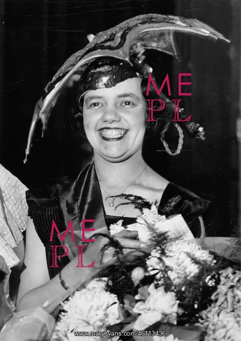 : Mlle Boussard - the Catherinettes-Queen : Mlle Boussard - the Catherinettes-Queen