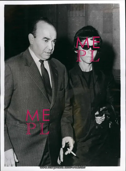 : Mme Ben Barka arrives for kidnapping trial, Paris : Mme Ben Barka arrives for kidnapping trial, Paris