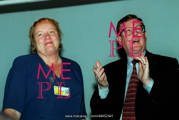: Mo Mowlam & David Trimble : Mo Mowlam & David Trimble