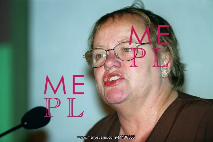  : Mo Mowlam M.P
