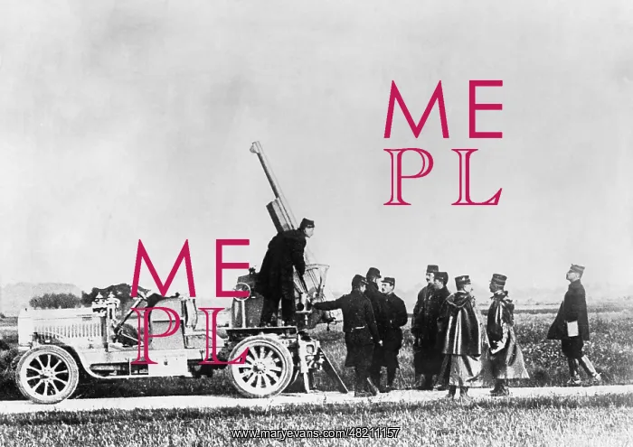 : A mobile anti-aircraft gun, 1915 : A mobile anti-aircraft gun, 1915