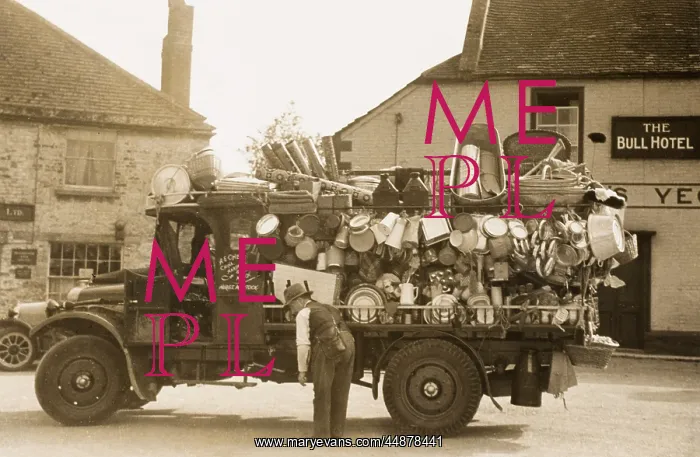 : MOBILE IRONMONGER : MOBILE IRONMONGER