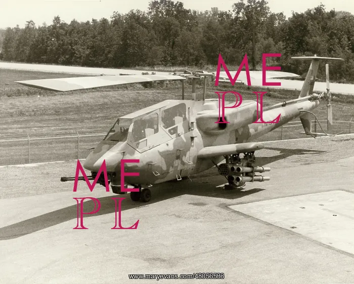 : Mock-up of the Bell YAH-63 Advanced Attack Helicopter : Mock-up of the Bell YAH-63 Advanced Attack Helicopter