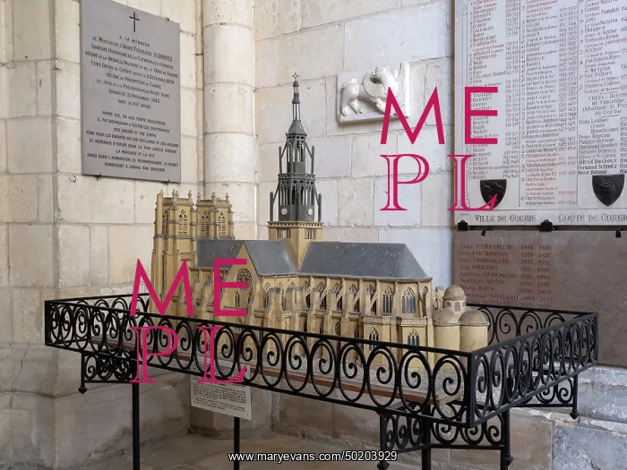 : Model, Abbatiale Saint-Pierre, Corbie, France : Model, Abbatiale Saint-Pierre, Corbie, France