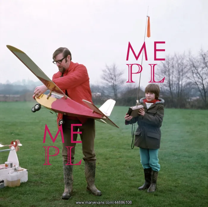 : MODEL AEROPLANE : MODEL AEROPLANE