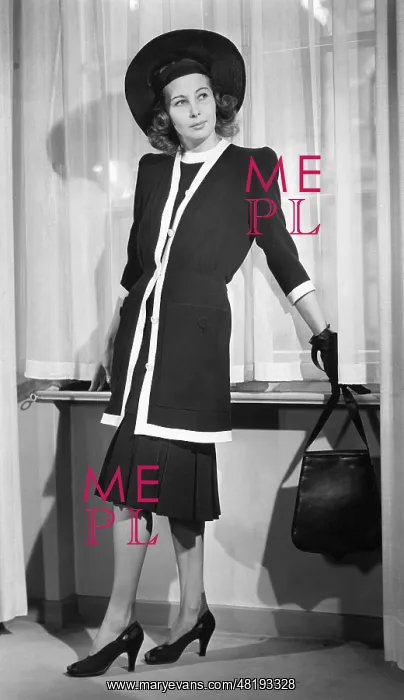 : Model with an afternoon dress, 1941 : Model with an afternoon dress, 1941