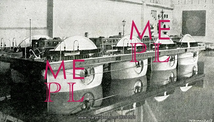 : Model of Bazin's Roller Boat Transatlantic Steamer : Model of Bazin's Roller Boat Transatlantic Steamer