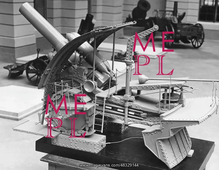 : Model of the cannon Dicke Bertha, 1933 : Model of the cannon Dicke Bertha, 1933