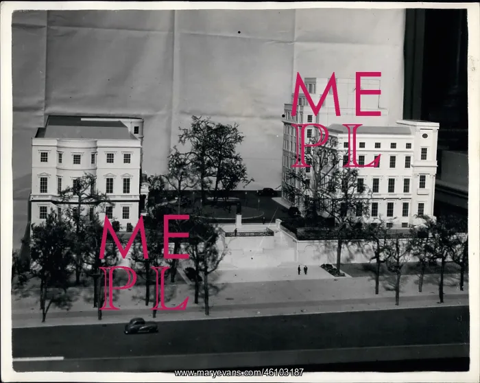 : Model of Carlton Gardens with King George VI statue : Model of Carlton Gardens with King George VI statue