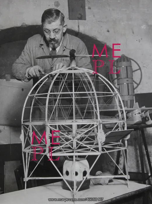 : Model of a gasless stratospheric parachute : Model of a gasless stratospheric parachute