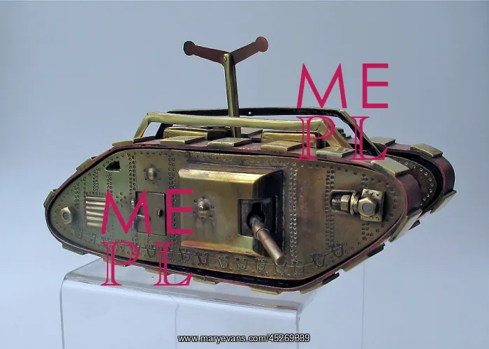 : Model - Mark V WWI male tank with semaphore device : Model - Mark V WWI male tank with semaphore device