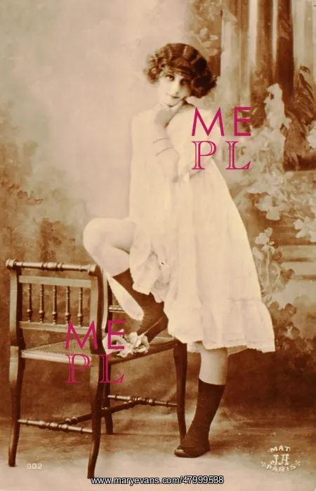  : Model posing in a sexy glamour pose