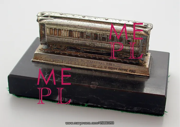 : Model of railway carriage where Armistice signed : Model of railway carriage where Armistice signed