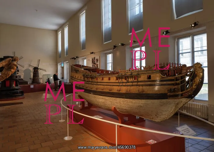 : Model ship, Musee National de la Marine, Rochefort, France : Model ship, Musee National de la Marine, Rochefort, France