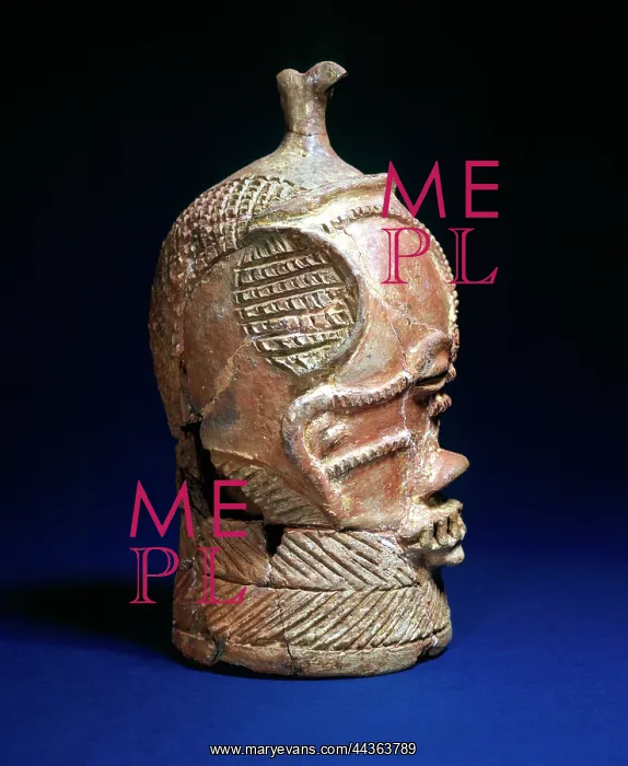 : Modelled terracotta head from Lydenburg : Modelled terracotta head from Lydenburg