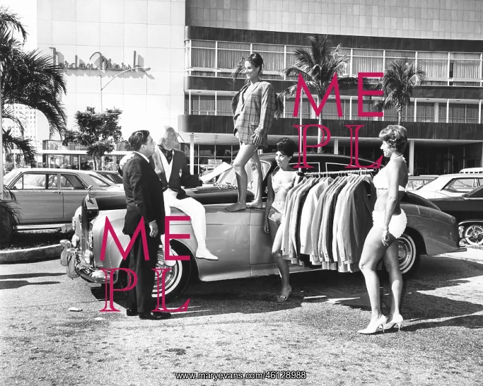 : Models with clothes for Jordan Marsh department store : Models with clothes for Jordan Marsh department store