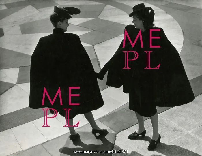 : Two models in dark capes at Albert Memorial : Two models in dark capes at Albert Memorial