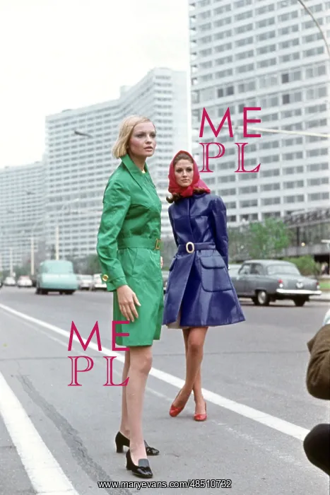 : Models on Kalinin Avenue, 1969 : Models on Kalinin Avenue, 1969