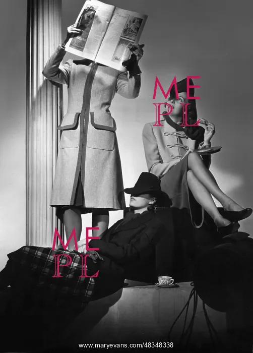 : Models present ladieswear, 1941 : Models present ladieswear, 1941