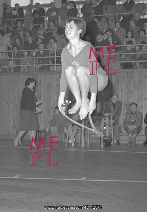 : Modern gymnastics - jumping rope - rope jumping : Modern gymnastics - jumping rope - rope jumping