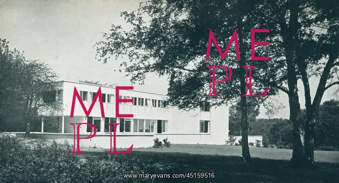 : Modernist House, Chalfront, St. Giles : Modernist House, Chalfront, St. Giles