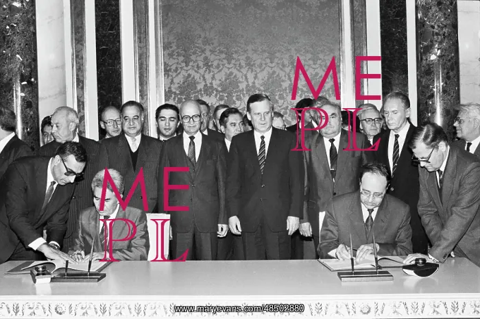 : Mohammad Hasan Sharq visits USSR : Mohammad Hasan Sharq visits USSR